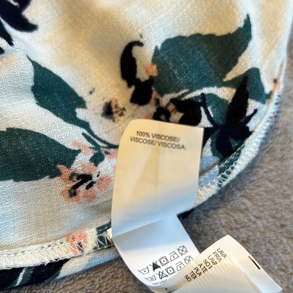 Lucky Brand Floral Baby Doll Blouse - Picture 11 of 12